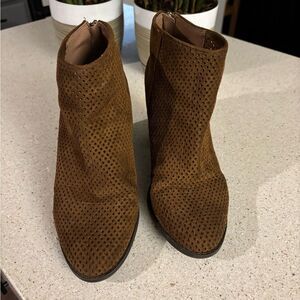 Brown Ankle Boots by Cityclassified, size 9